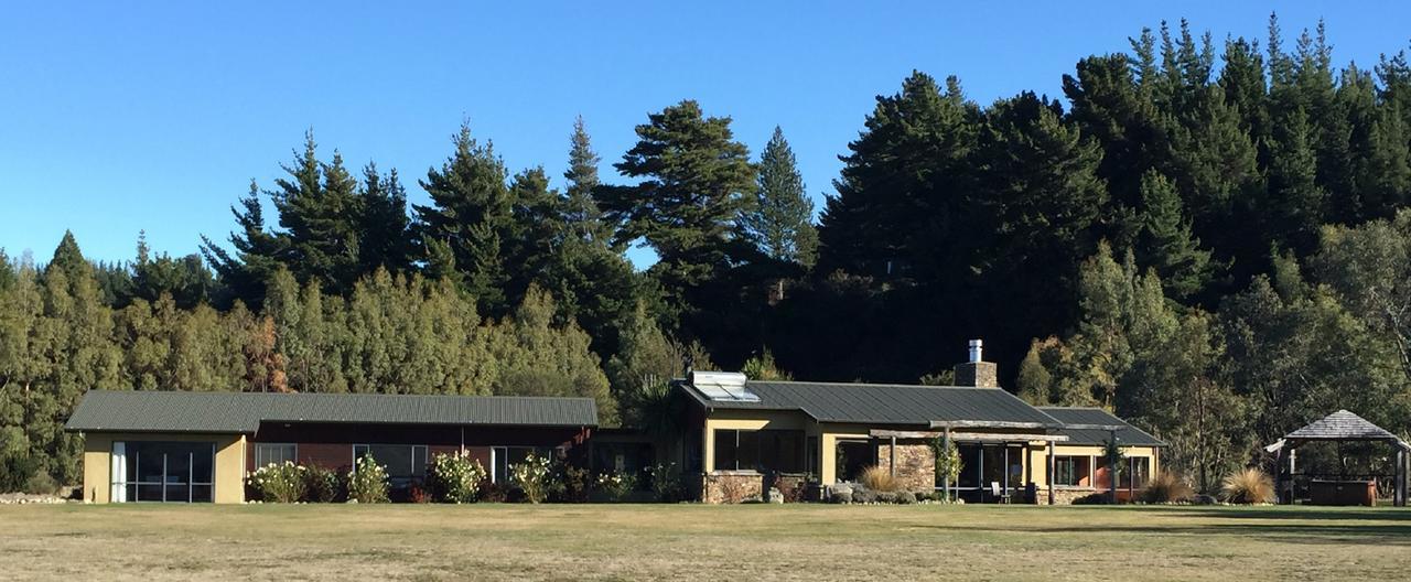 Mt Maude Country Lodge ทะเลสาบฮาเวอา ภายนอก รูปภาพ